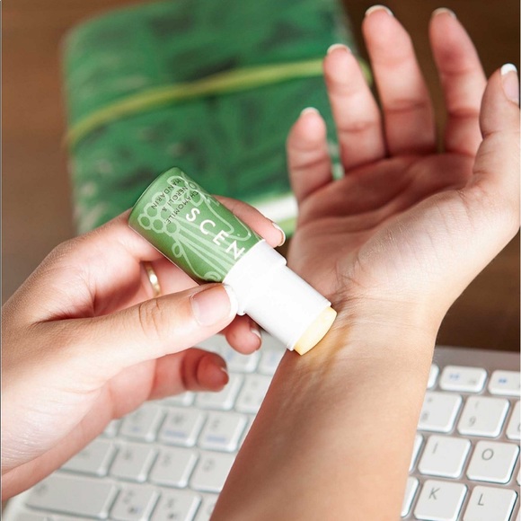 SALE! “Destress" Aromatherapy Set - Picture 6 of 8